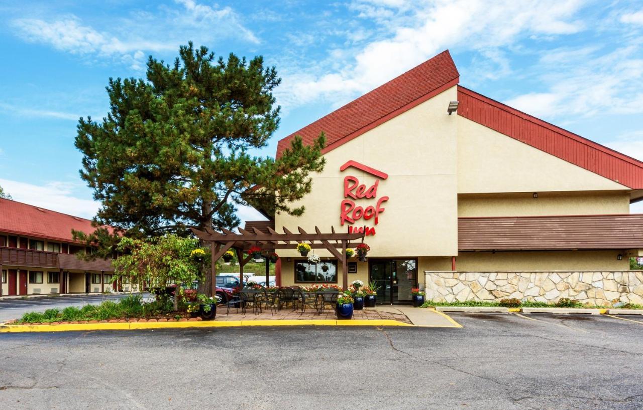 Red Roof Inn Grand Rapids Airport Cascade Exterior foto